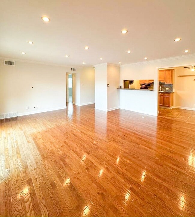 Photo - 675 Grove Terrace Unit 208