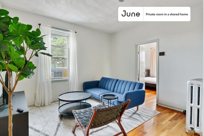 Photo - Room in Shared 4 bed/1 bath home Unidad D