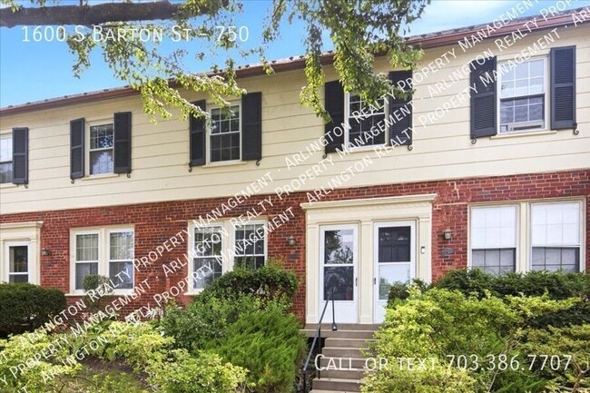 Photo - 1600 S Barton St