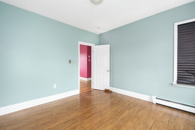 Photo - 30-32 Appleton St-