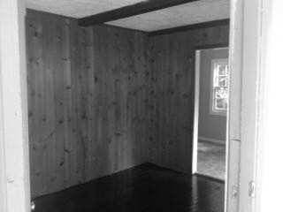 Photo - **AVAILABLE NOW**3 Bedroom / 1 Bathroom Ho...