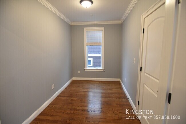 Photo - 38 Hyde Park Ave Unit 6R