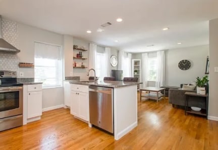 Photo - 416 Medford St Unidad C4