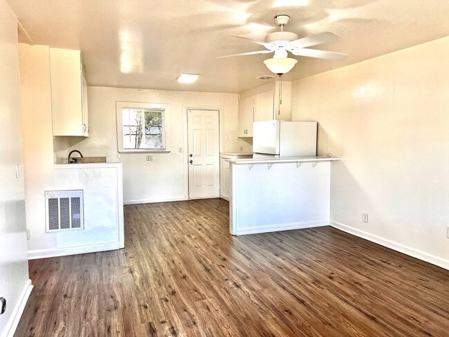 Photo - 4160 Oro Ln