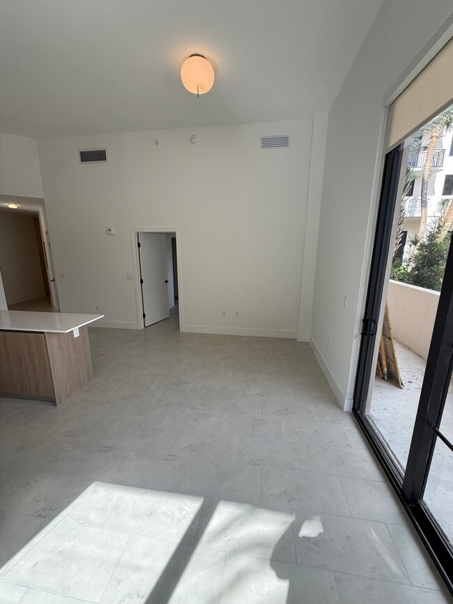 Photo - 2311 NE 174th St Unit B3