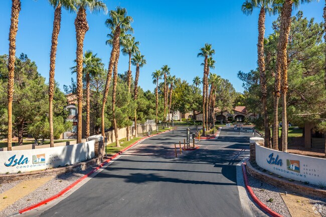 Photo - Isla At South Shores