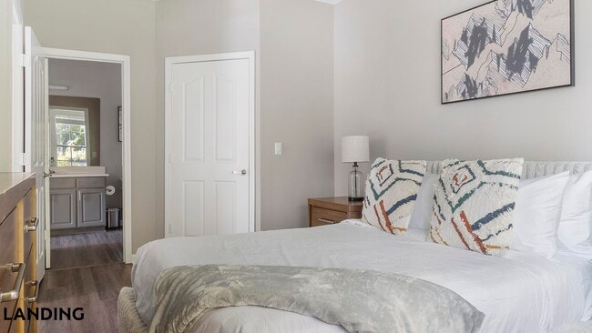 Photo - 100 Peyton Pl SW Unit 4207