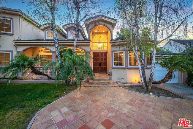4063 Benedict Canyon Dr