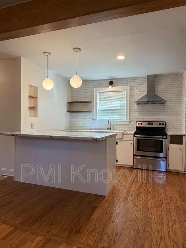 2522 Vincinda Cir