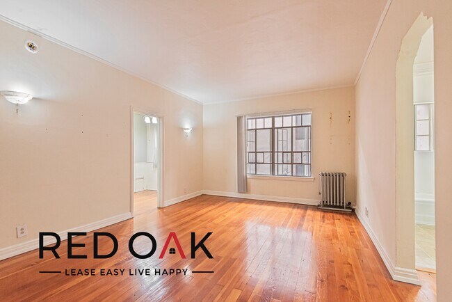 Photo - Cozy Studio with Tons of Natural Light, Sp... Unit 303