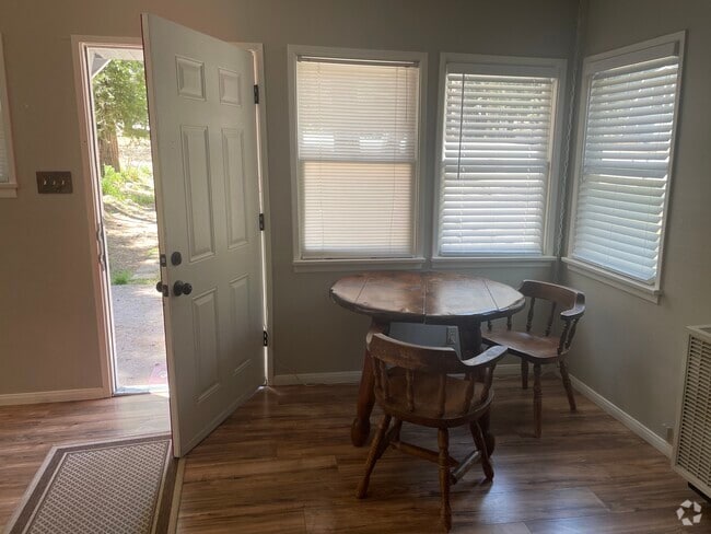 Building Photo - 31524 Hilltop Blvd Unit 1 Rental