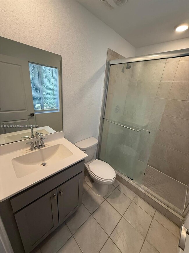 Photo - 2317 SE 10th St