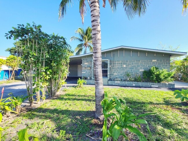 Building Photo - 420 Blue Heron Blvd