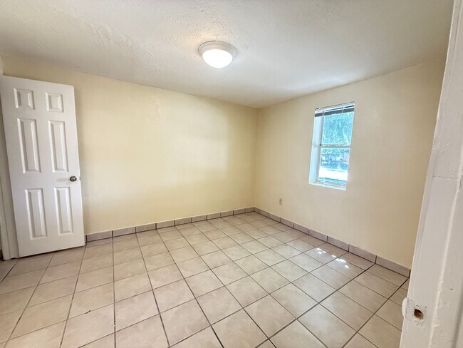 Photo - 350 Estancia Dr NW Unidad - 346