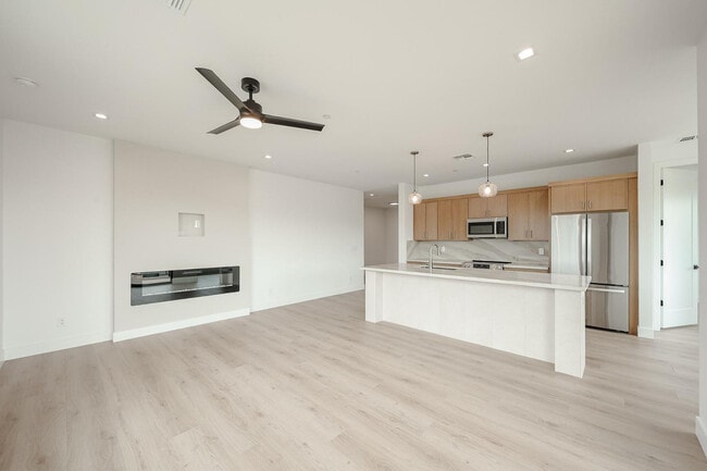 Photo - 15006 N Ivory Dr Unit 203