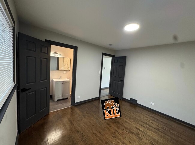 Photo - 14527 Irving Ave