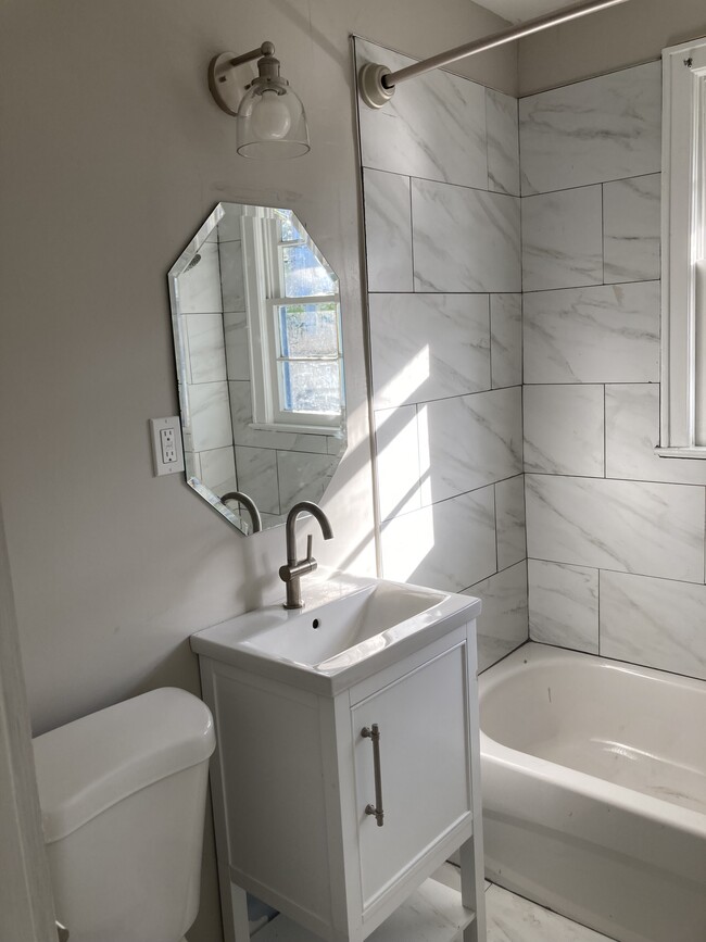 Photo - 612 Emmett St Unit 1