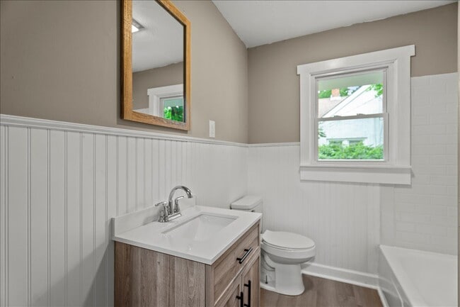 Photo - 50 Victory Dr