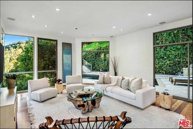 Photo - 3685 Mandeville Canyon Rd