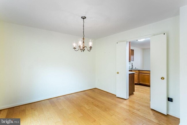 Photo - 14 Tivoli Lake Ct