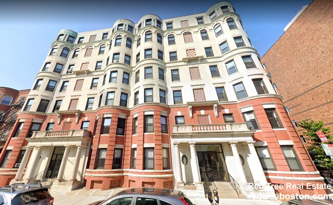 Building Photo - 881 Massachusetts Ave Rental