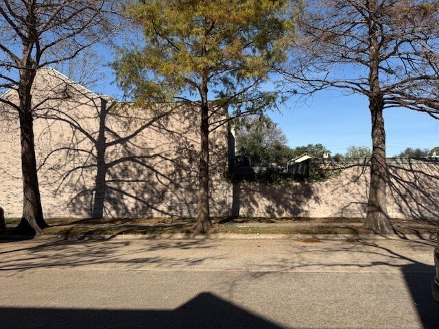 Photo - 6511 Kenyon Ln