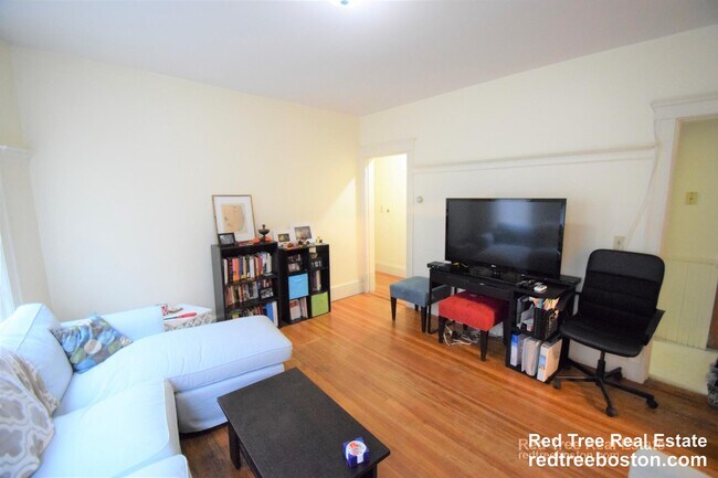 Photo - 44 Easton St Unit 2