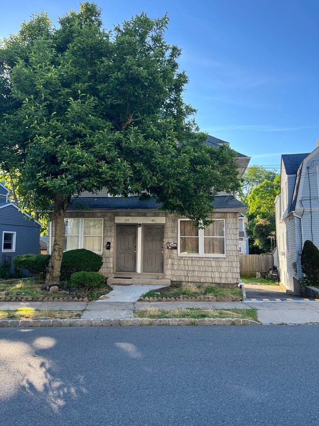 Photo - 54 Ashwood Ave