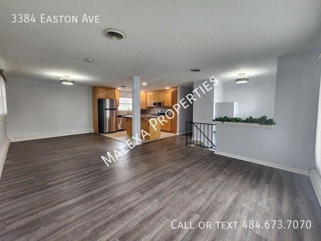 Photo - 3384 Easton Ave