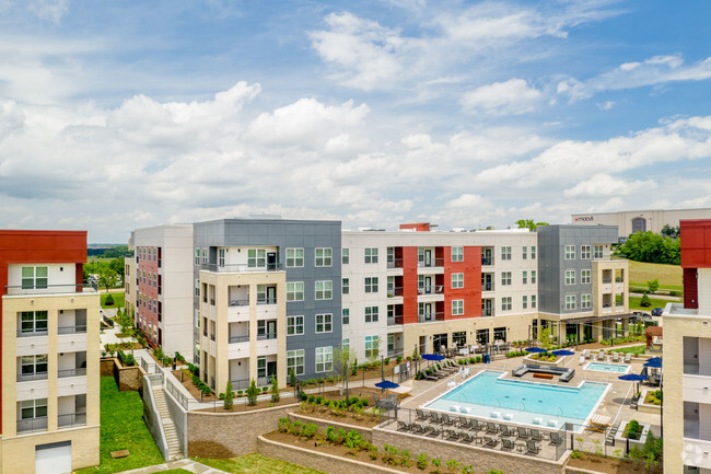 Parq at Chesterfield - Parq at Chesterfield Apartments