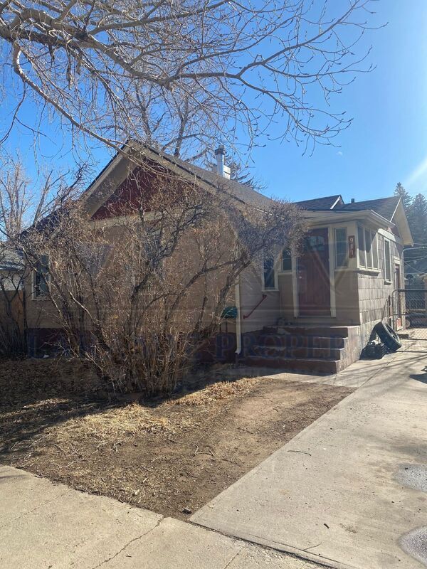 Building Photo - 911 S 9th St