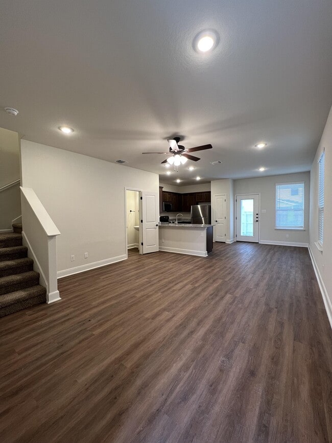Photo - 102 Bent St