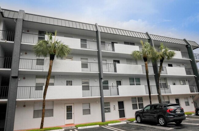 Photo - 777 S Federal Hwy Unit N309