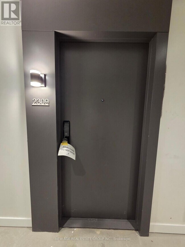 Photo - 2075 Lakeshore Rd. Unit 2309
