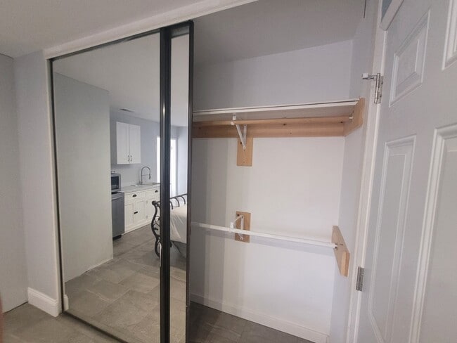 Photo - 39 Kucera Ct Unit B