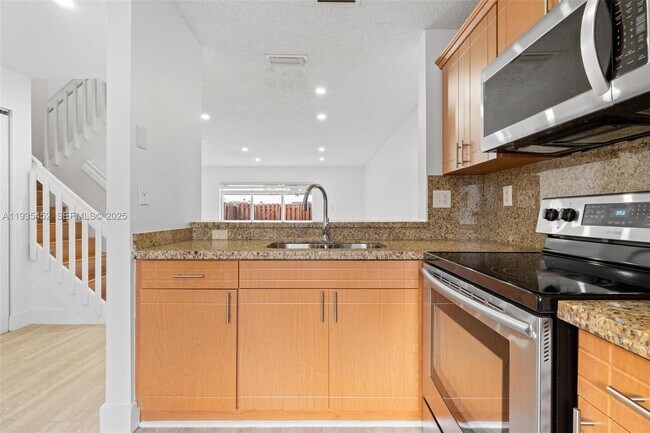 Photo - 13925 SW 175th Terrace