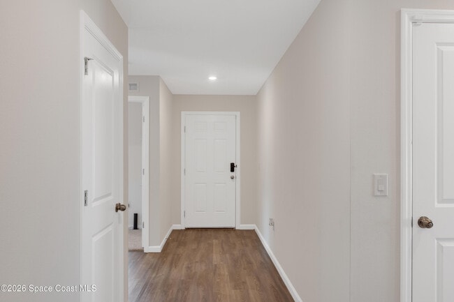 Photo - 301 Haines Rd SW