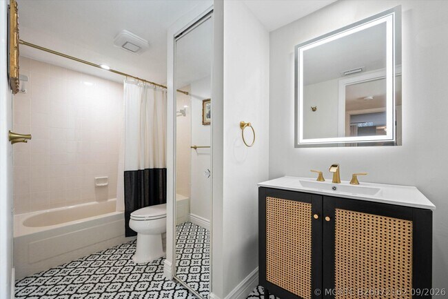 Photo - 9907 NW 6th Pl