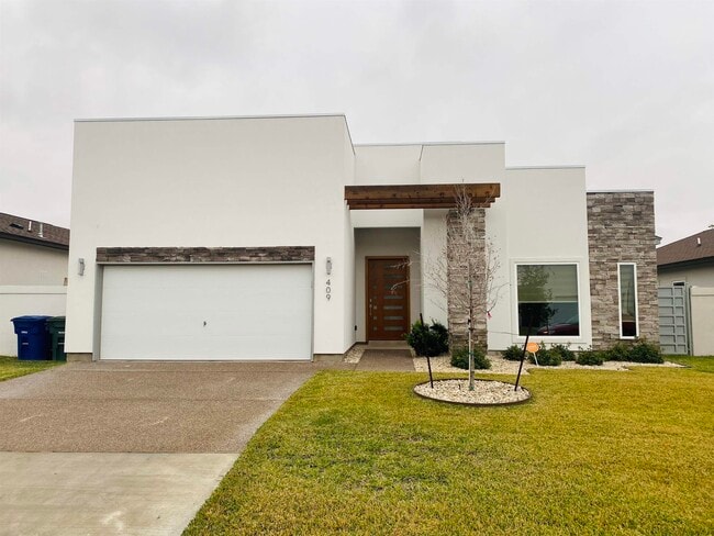 Building Photo - 409 Alex Haley Dr Rental