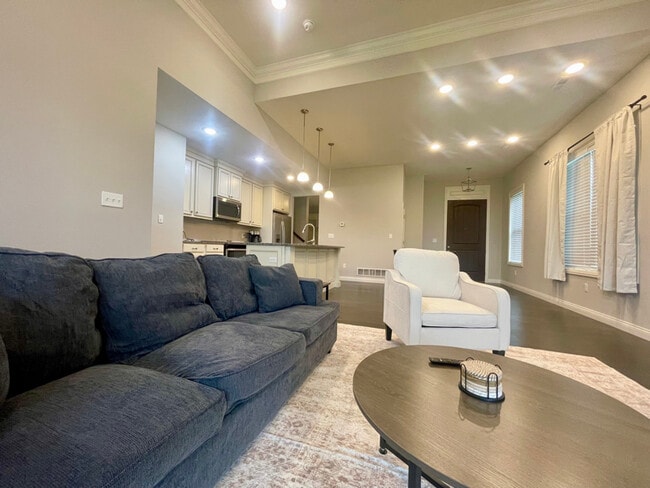 Photo - 1525 Residence Dr