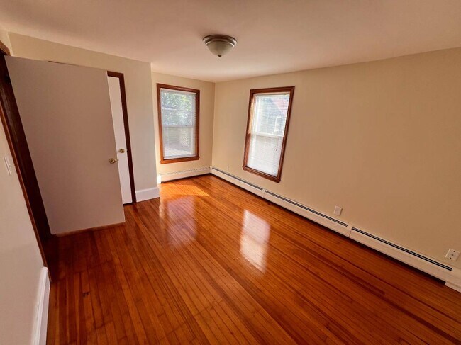 Photo - 27 High St Unit 27B