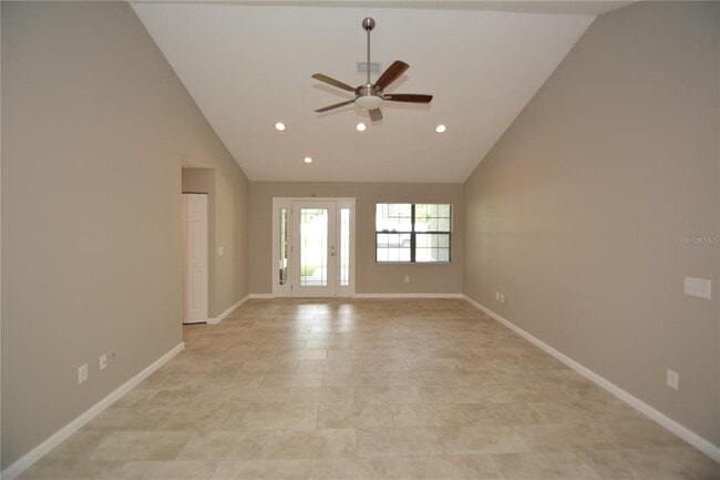 Photo - 17 Evansville Ln