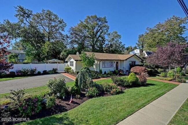 Photo - 1202 Allaire Ave