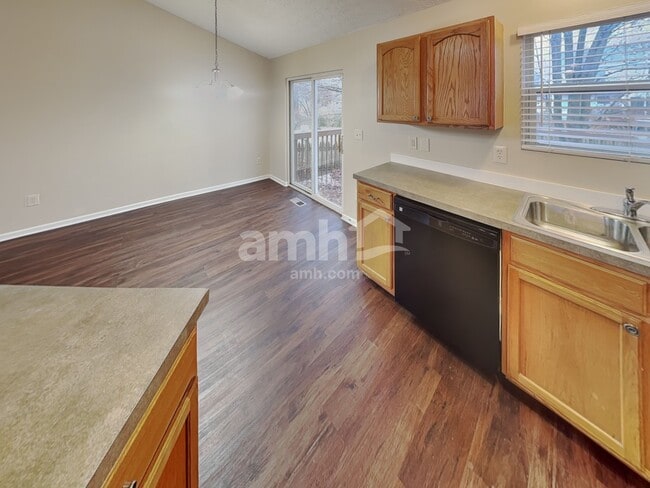 Photo - 7901 Chapel Stone Rd