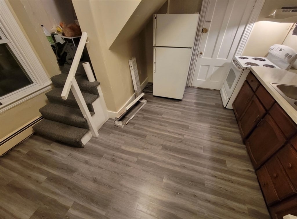 Photo - 42 W Broadway Unit a RR 496