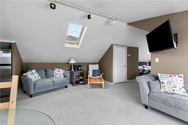 Photo - 8 Franklin St Unit 4