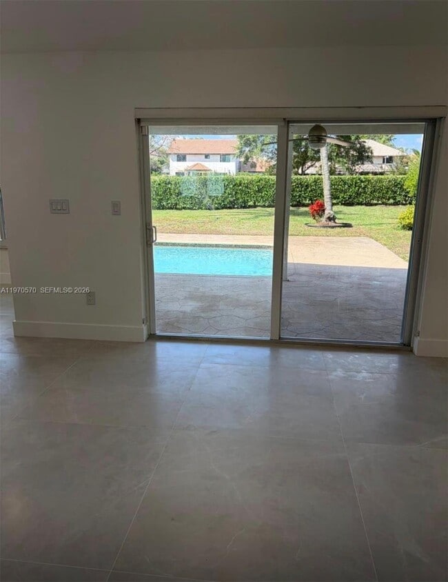 Photo - 801 Amherst Ave