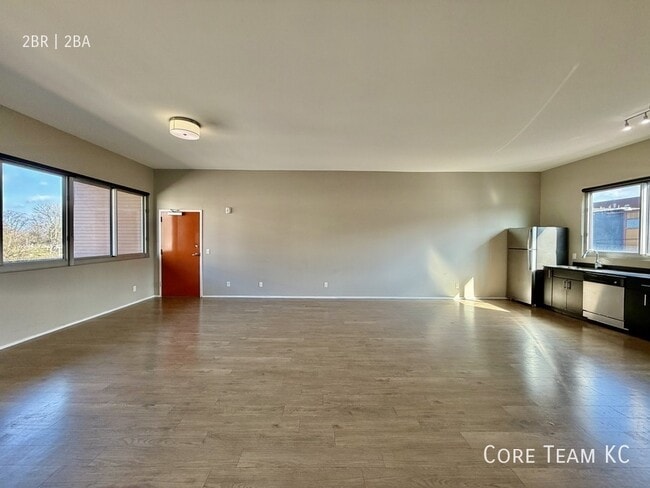 Photo - 2903 Gillham Rd Unit 304