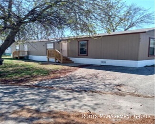 Home Available to Lease Apply Today! Rental House Rental in Topeka