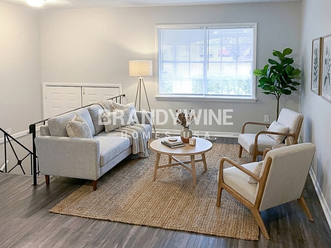 Photo - 4666 Edwina Ln SW